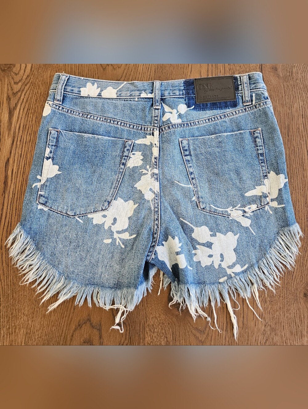 One Teaspoon Blue Floral Frayed Denim Shorts - Picture 5 of 7